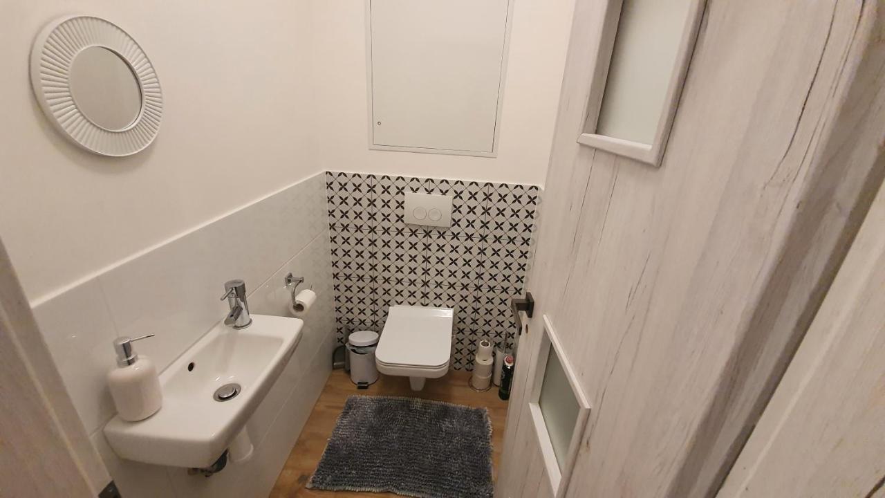 Vysoké Tatry Cozy Studio With Netflix - Apartmanovy Dom Bernard מראה חיצוני תמונה